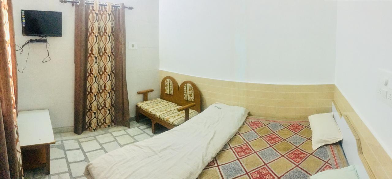 Hotel Heritage Sanyam Nāhan Εξωτερικό φωτογραφία