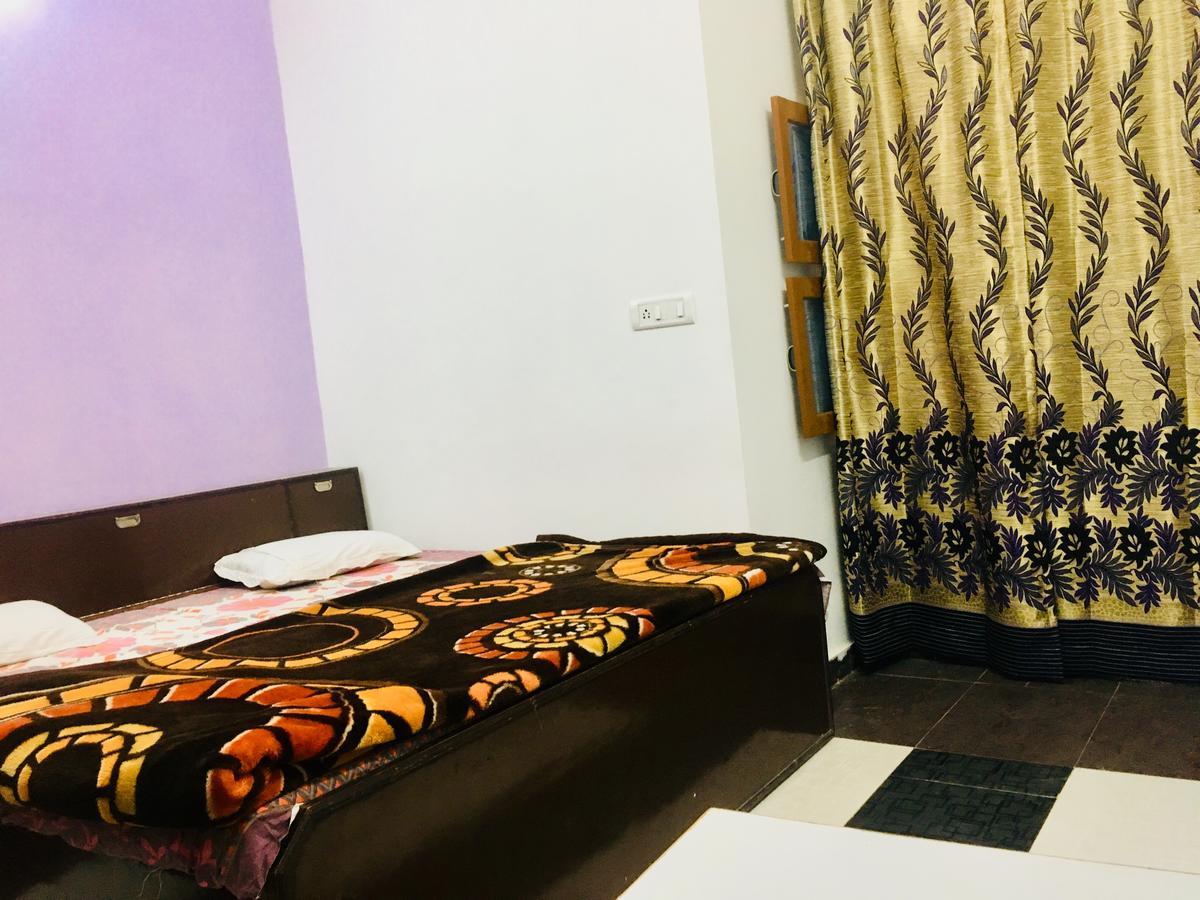 Hotel Heritage Sanyam Nāhan Εξωτερικό φωτογραφία