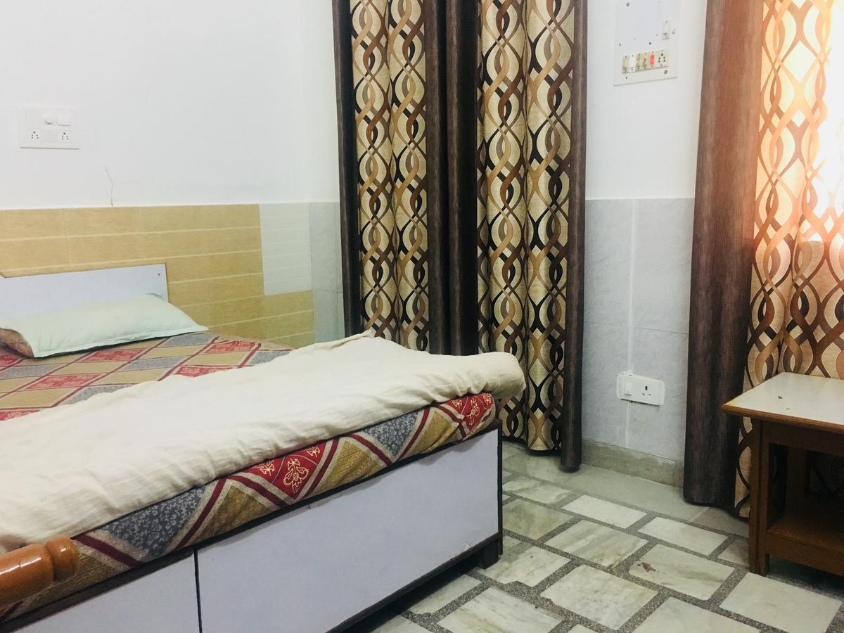 Hotel Heritage Sanyam Nāhan Εξωτερικό φωτογραφία