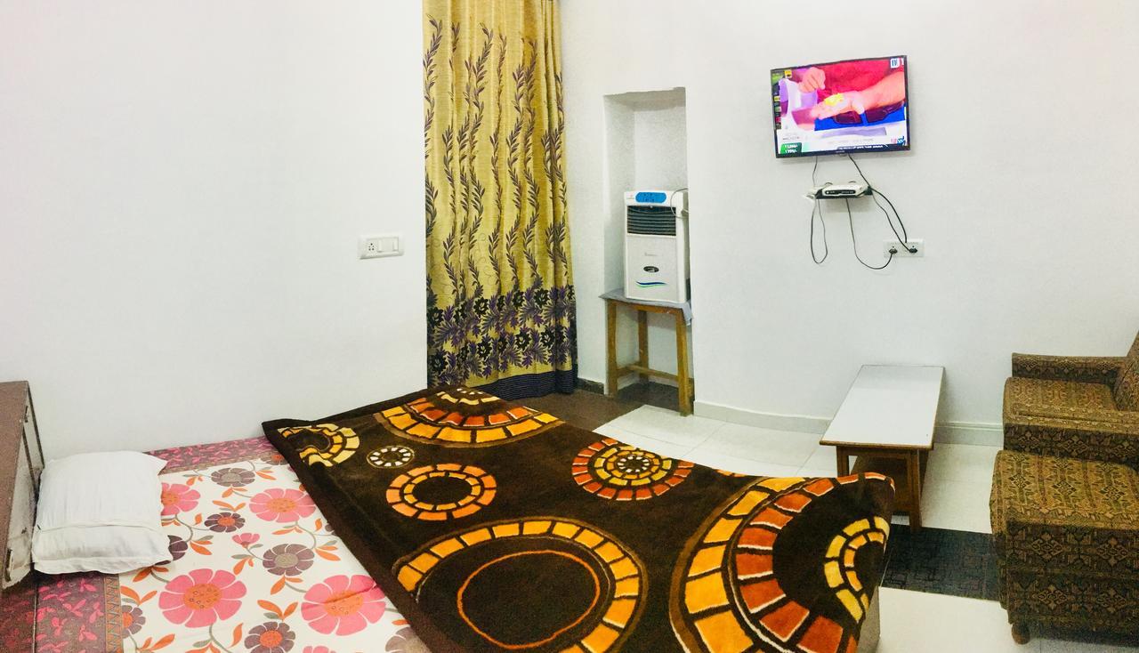 Hotel Heritage Sanyam Nāhan Εξωτερικό φωτογραφία